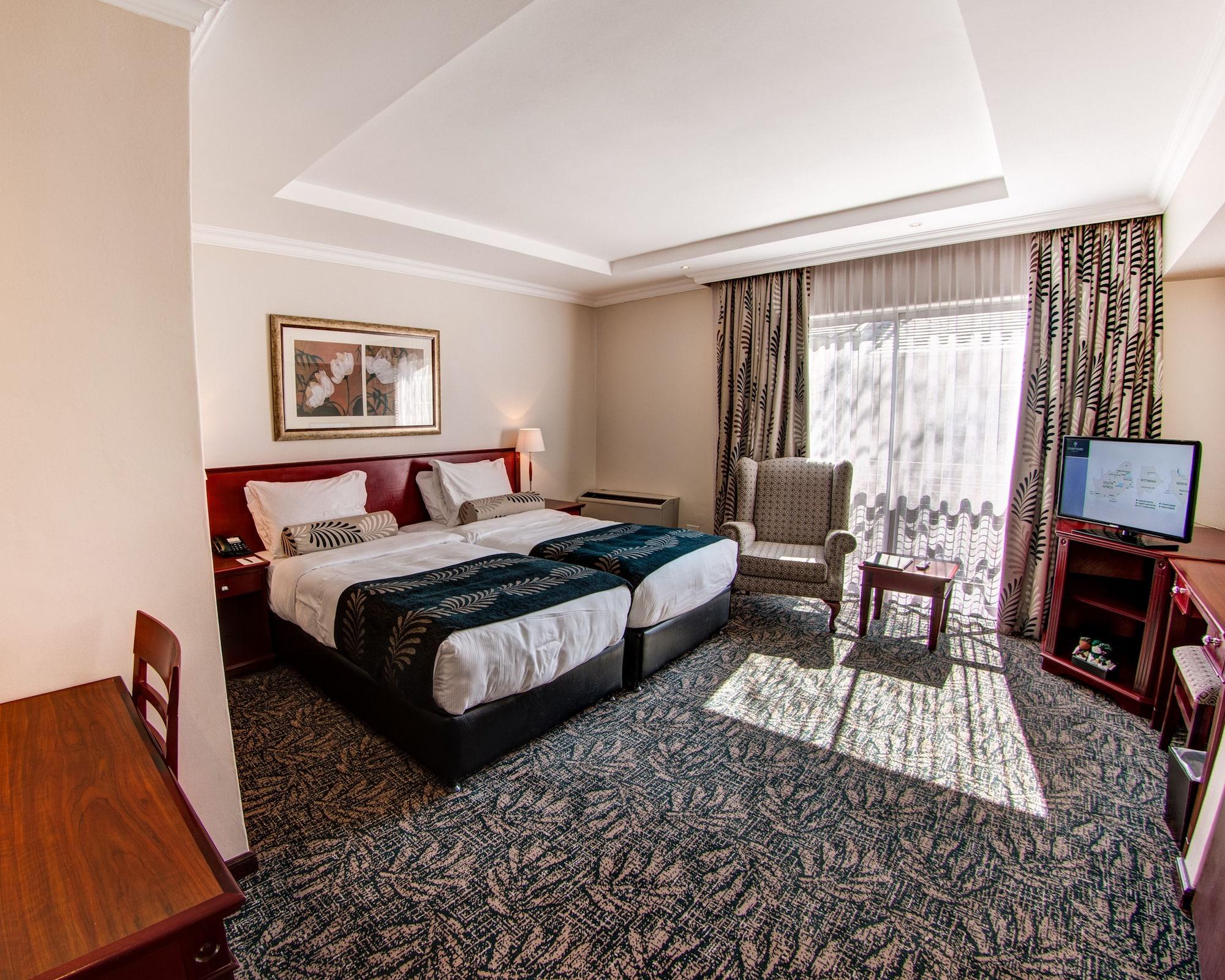 Courtyard Hotel Sandton Йоханнесбург Экстерьер фото