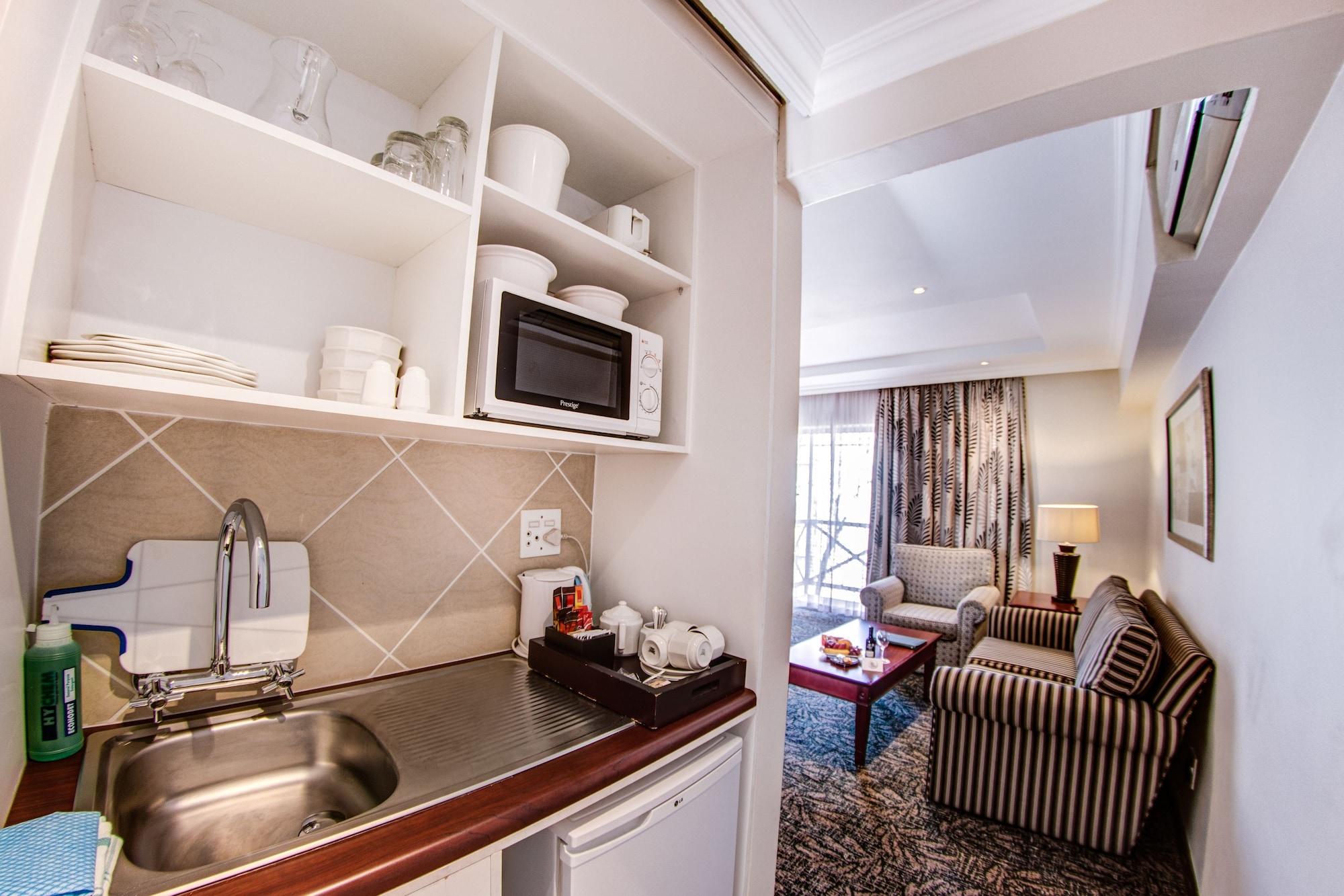 Courtyard Hotel Sandton Йоханнесбург Экстерьер фото