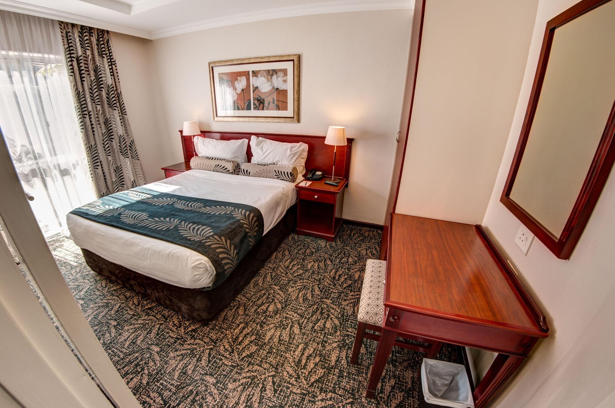 Courtyard Hotel Sandton Йоханнесбург Экстерьер фото