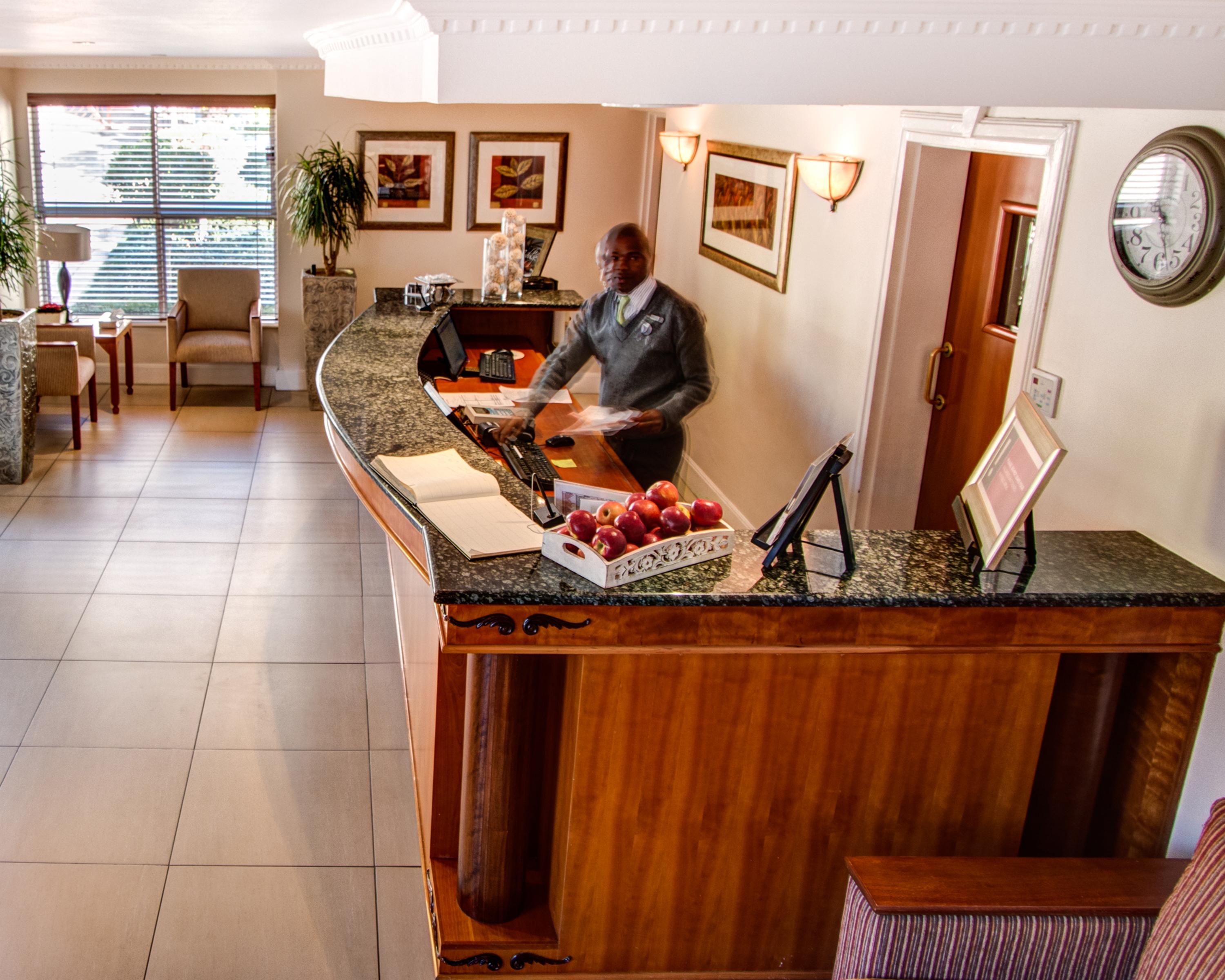 Courtyard Hotel Sandton Йоханнесбург Экстерьер фото