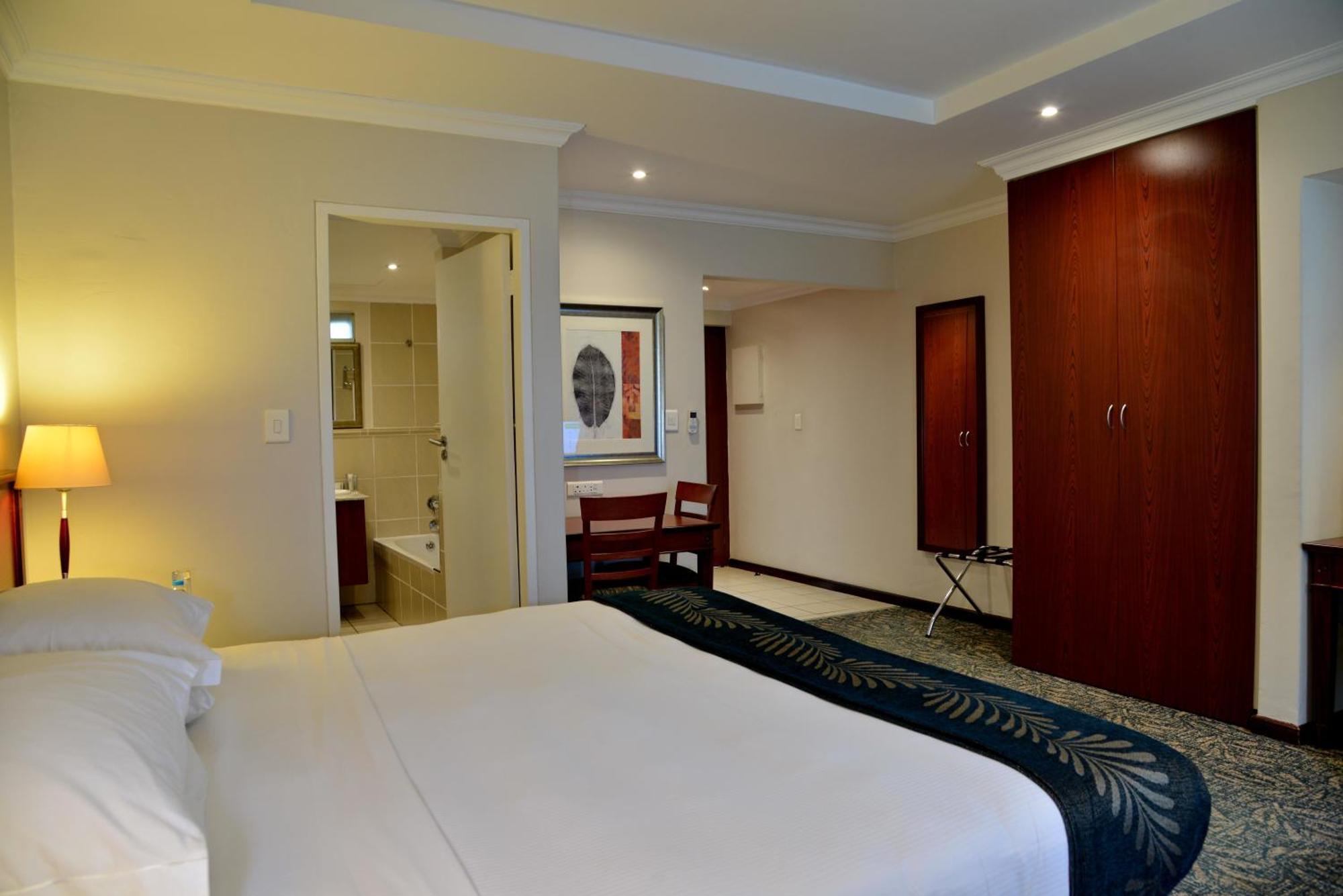 Courtyard Hotel Sandton Йоханнесбург Номер фото
